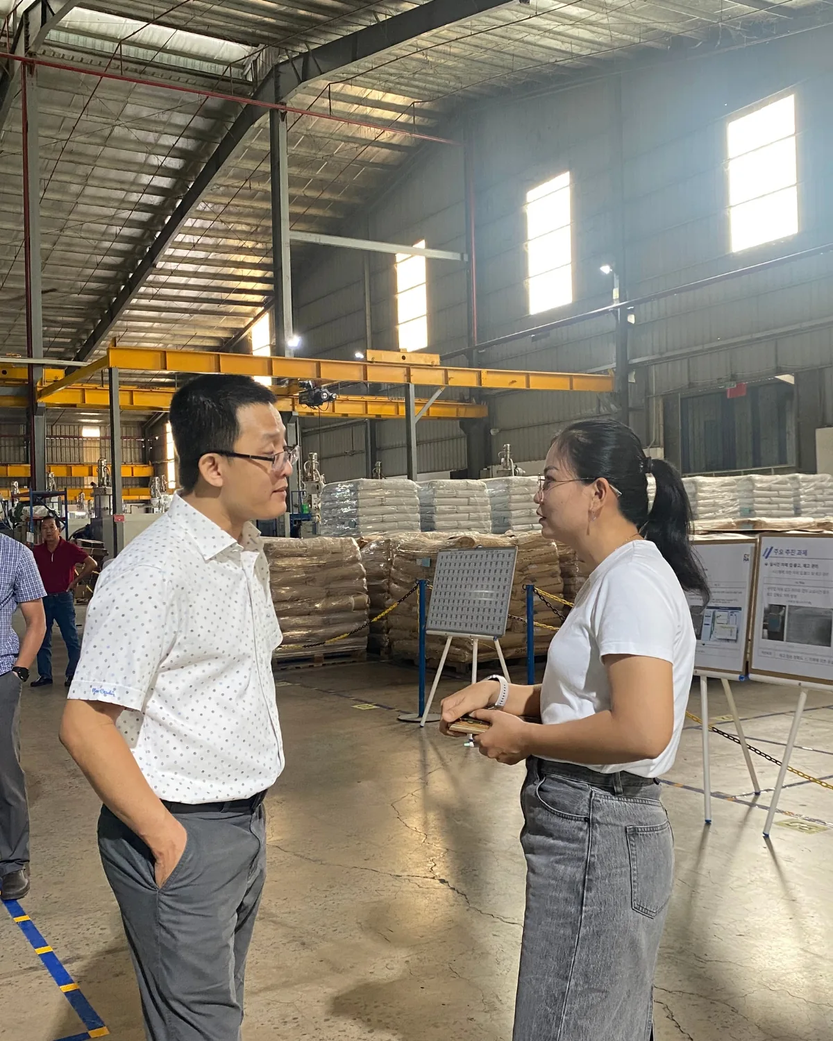 Quản lý trao đổi tại xưởng